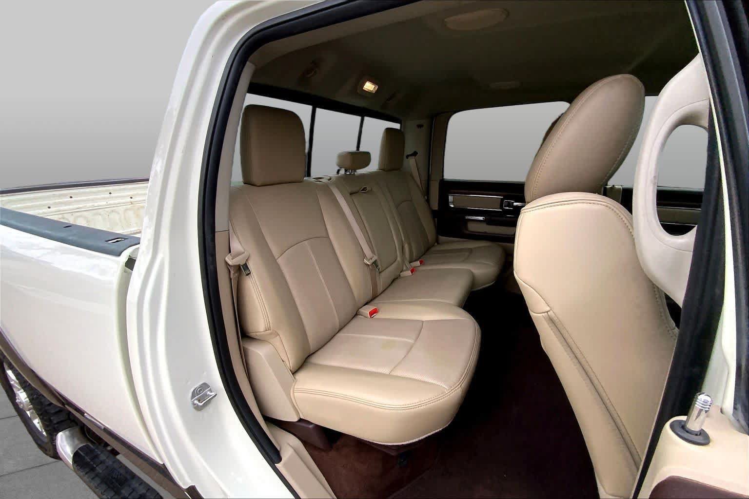 Used 2018 RAM 3500 Laramie w/ Protection Group AWD/4WD image 20