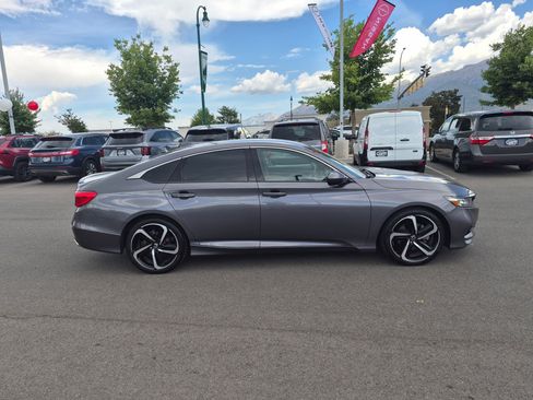 Used 2020 Honda Accord Sport image 2