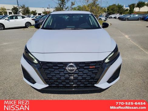 New 2025 Nissan Altima 2.5 SR image 7