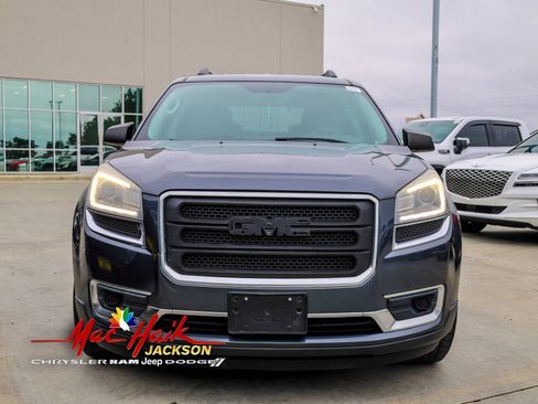 Used 2014 GMC Acadia SLE image 4