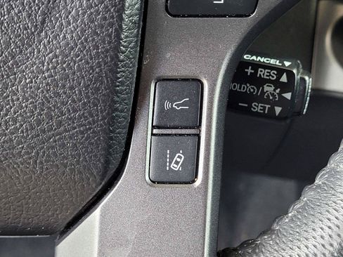 Used 2022 Toyota Tacoma TRD Off-Road AWD/4WD image 34