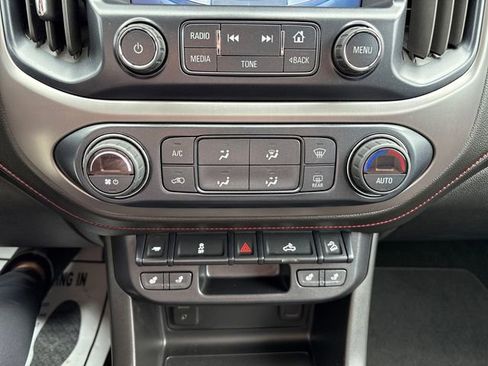 Used 2017 GMC Canyon SLE w/ All Terrain Package AWD/4WD image 18