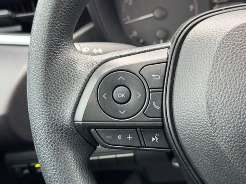 Used 2024 Toyota Corolla LE image 29