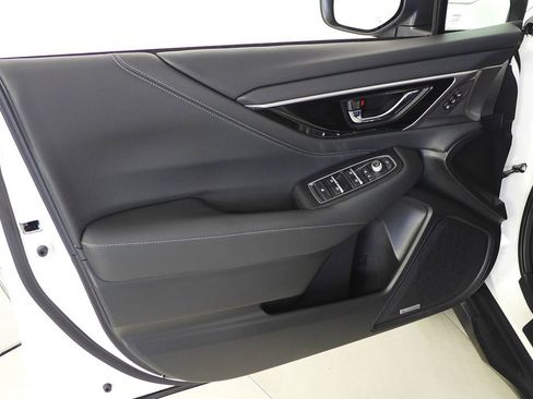 Used 2023 Subaru Outback Touring XT image 11