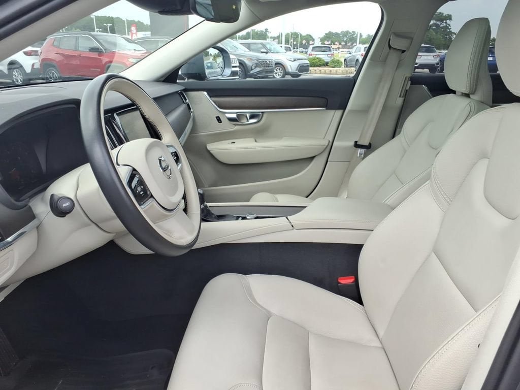 Used 2020 Volvo V90 T6 Cross Country AWD/4WD image 7