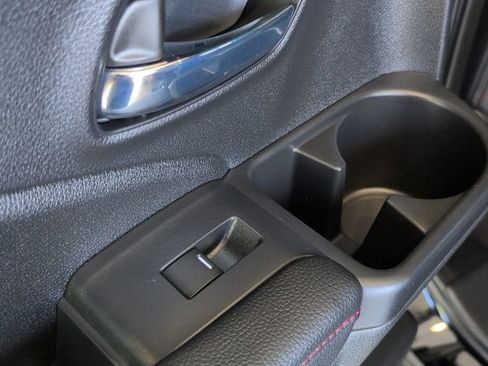 Used 2025 Honda Ridgeline Black Edition image 31