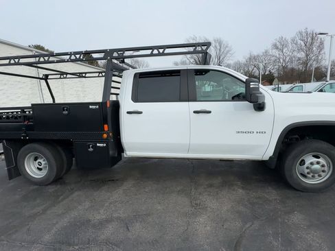 Used 2023 Chevrolet Silverado 3500 W/T w/ WT Convenience Package image 9