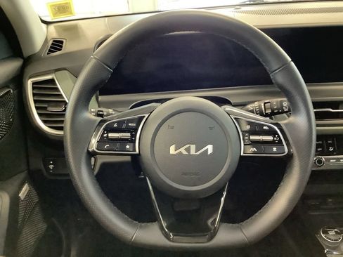 Certified 2024 Kia Seltos SX AWD/4WD image 8