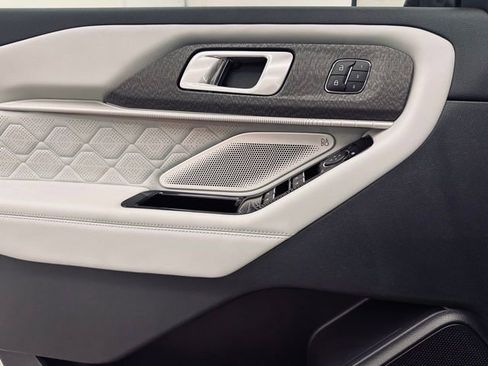 New 2026 Ford Explorer Platinum w/ LUX Leather Package AWD/4WD image 38