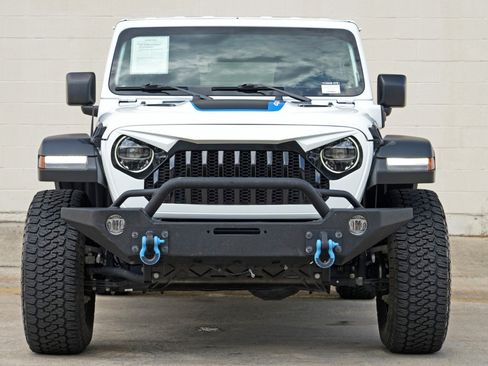 Used 2022 Jeep Wrangler Unlimited Rubicon 4xe w/ Cold Weather Group AWD/4WD image 6