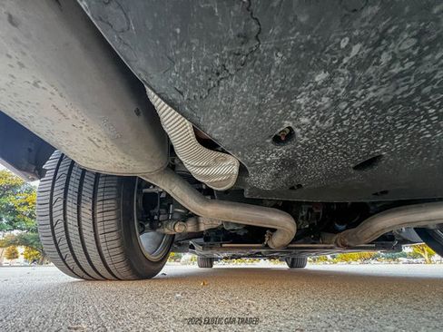 Used 2012 Jaguar XJ image 79