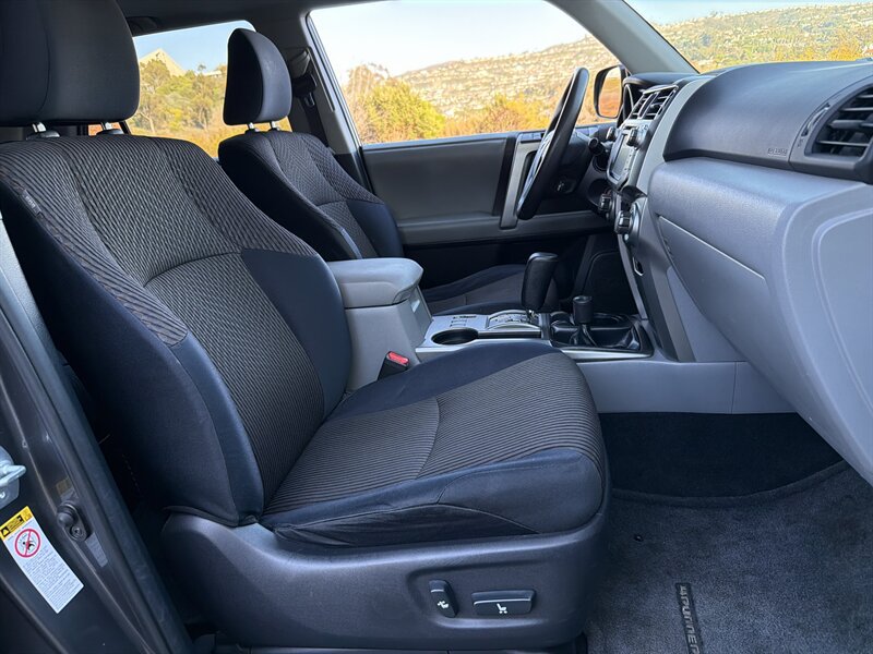 Used 2012 Toyota 4Runner SR5 w/ Convenience Pkg AWD/4WD image 16