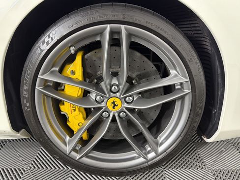 Used 2017 Ferrari 488 Spider RWD image 34