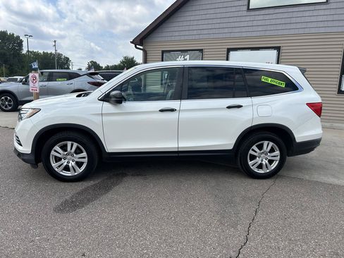 Used 2016 Honda Pilot LX image 8
