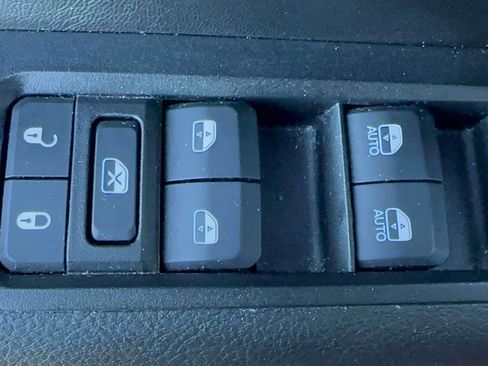 Used 2022 Jeep Compass Trailhawk w/ Trailhawk Elite Group image 14