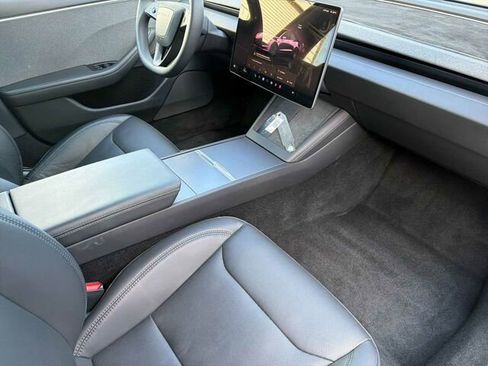 Used 2024 Tesla Model 3 Standard Range RWD image 19
