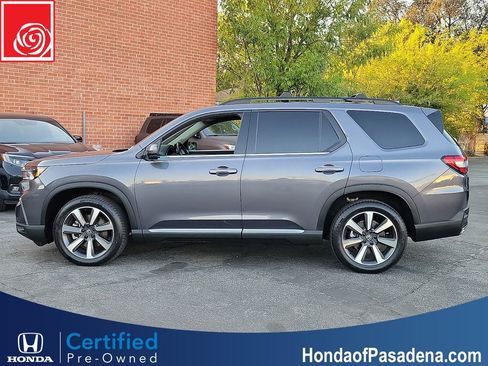 Certified 2023 Honda Pilot Elite image 6