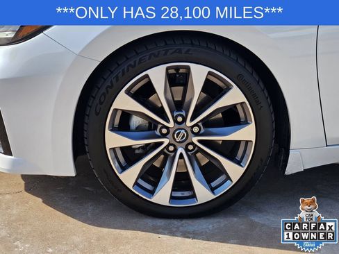 Used 2022 Nissan Maxima Platinum w/ Sport Mat Group FWD image 11