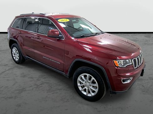 Used 2021 Jeep Grand Cherokee Laredo X image 5