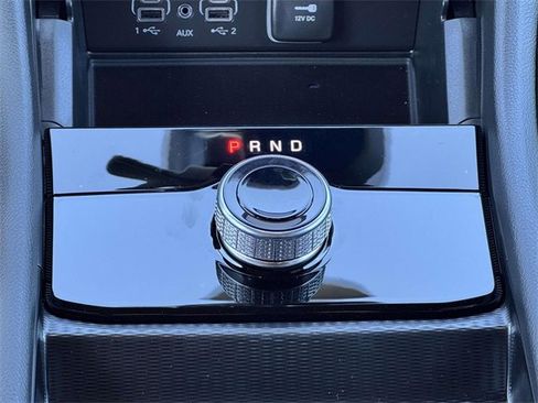 New 2025 Jeep Grand Cherokee Altitude image 7