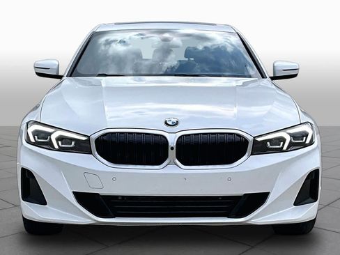 Used 2025 BMW 330i Sedan image 4