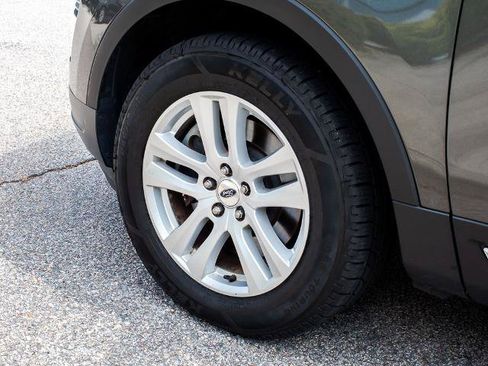 Certified 2018 Ford Explorer XLT AWD/4WD image 5