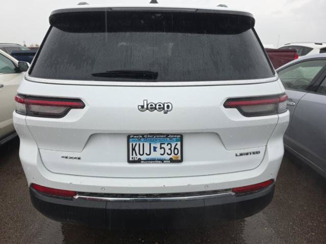 Used 2023 Jeep Grand Cherokee L Limited w/ Luxury Tech Group II AWD/4WD image 11
