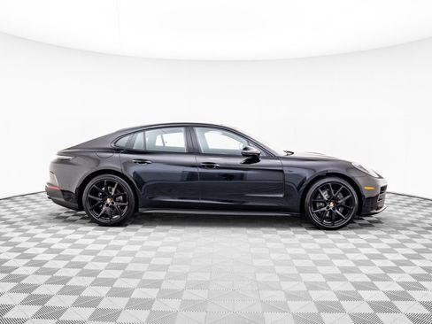 New 2025 Porsche Panamera 4 image 8