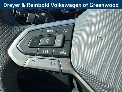 New 2026 Volkswagen Tiguan SE R-Line image 14