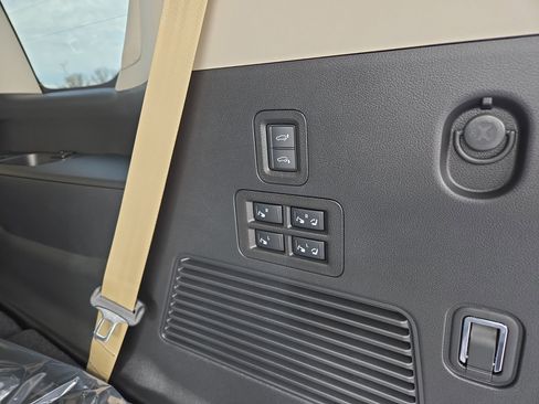 New 2026 Nissan Armada Platinum Reserve image 43