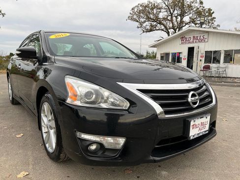 Used 2015 Nissan Altima 2.5 SV w/ Convenience Package image 4
