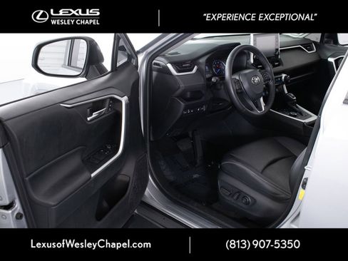 Used 2022 Toyota RAV4 XLE Premium AWD/4WD image 17