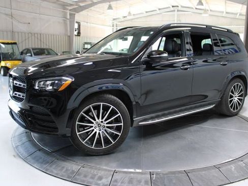 Used 2022 Mercedes-Benz GLS 450 4MATIC image 4