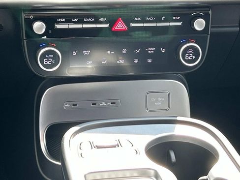 New 2026 Hyundai Ioniq 9 SE image 27