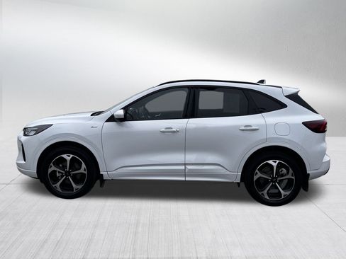 Certified 2023 Ford Escape ST-Line Select w/ Tech Pack #2 image 4