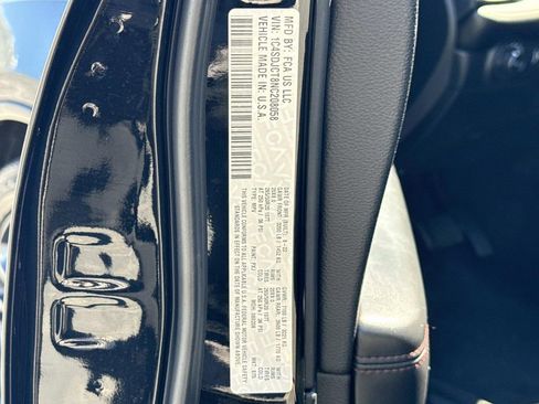 Used 2022 Dodge Durango R/T w/ Blacktop Package image 31