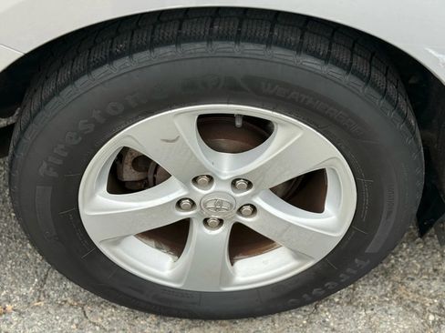 Used 2012 Toyota Sienna LE image 40