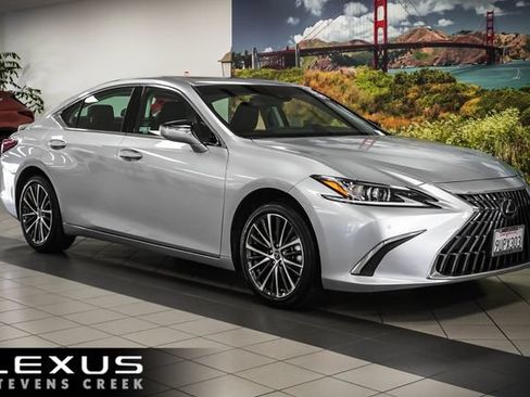 Used 2025 Lexus ES 300h w/ Premium Package FWD image 1