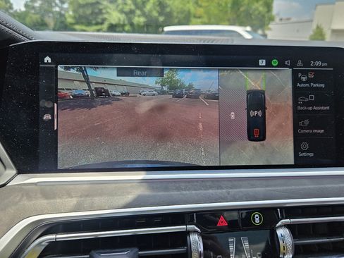 Used 2022 BMW X7 M50i AWD/4WD image 21