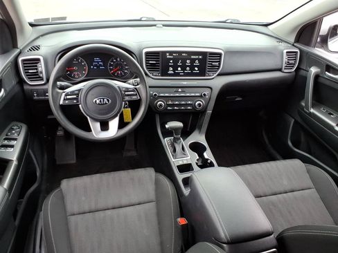 Used 2022 Kia Sportage LX FWD image 9