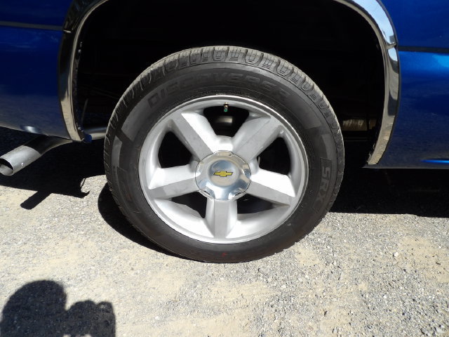 Used 2003 Chevrolet Silverado 1500 LS RWD image 9