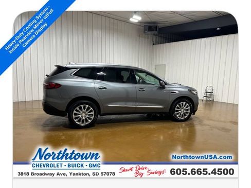 Used 2020 Buick Enclave Premium w/ Surround and Sites Package AWD/4WD image 7