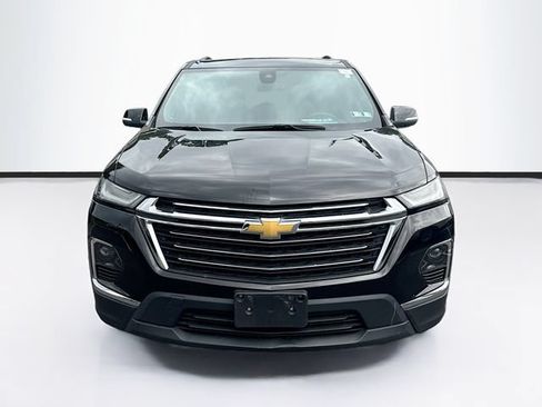 Used 2023 Chevrolet Traverse LT AWD/4WD image 2