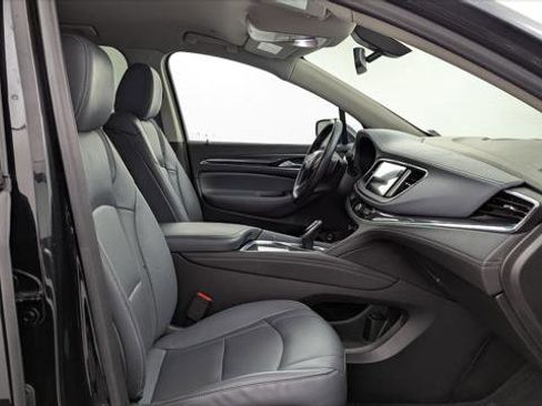 Used 2021 Buick Enclave Essence w/ Sport Touring Edition FWD image 23