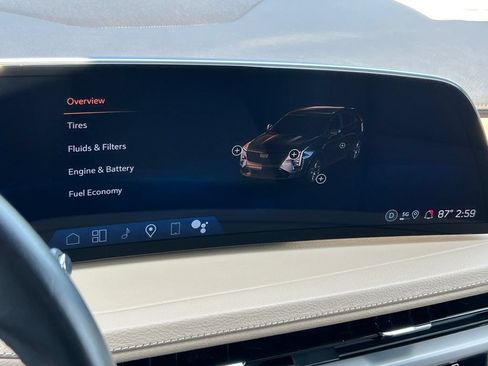 Used 2025 Cadillac XT4 Premium Luxury FWD image 41