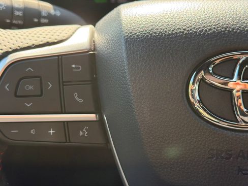 New 2026 Toyota Sienna XSE FWD image 30