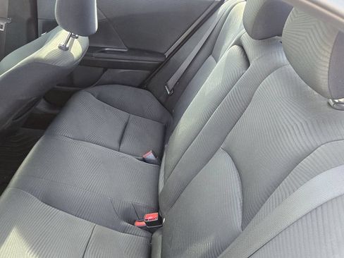 Used 2017 Honda Accord LX image 6