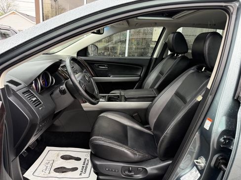 Used 2010 MAZDA CX-9 Grand Touring w/ Moonroof & Bose Audio Pkg image 10