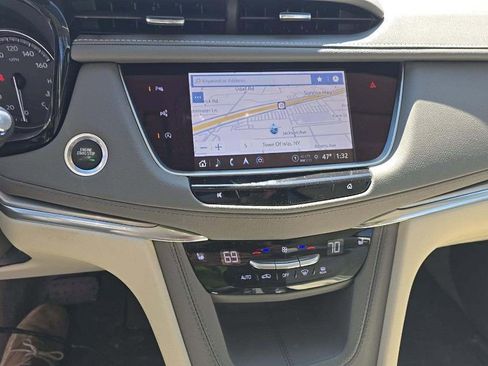 Used 2023 Cadillac XT5 Premium Luxury w/ Technology Package image 7