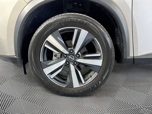 Used 2023 Nissan Rogue SL FWD image 31
